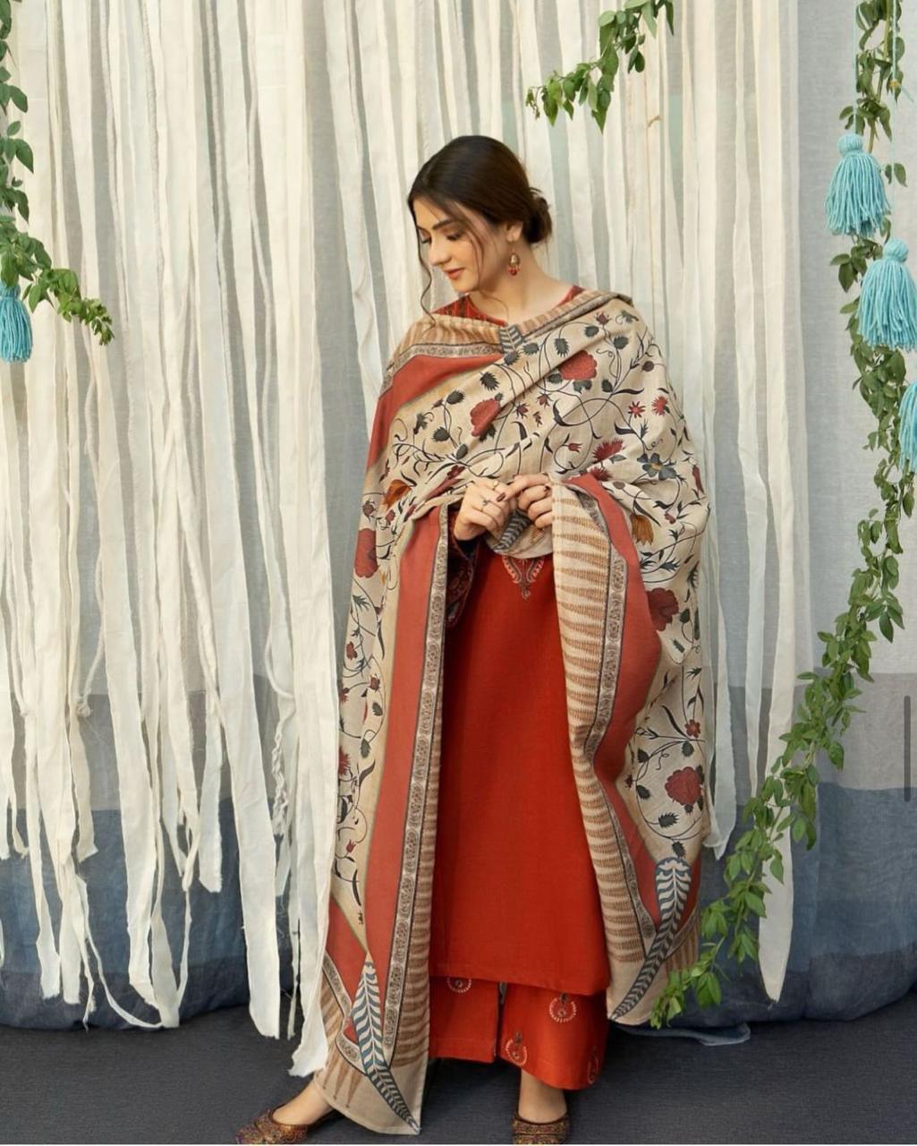 3-Piece Women's Unstitched Embroidered Lawn Suit – Eid Collection | Fashion Kahani